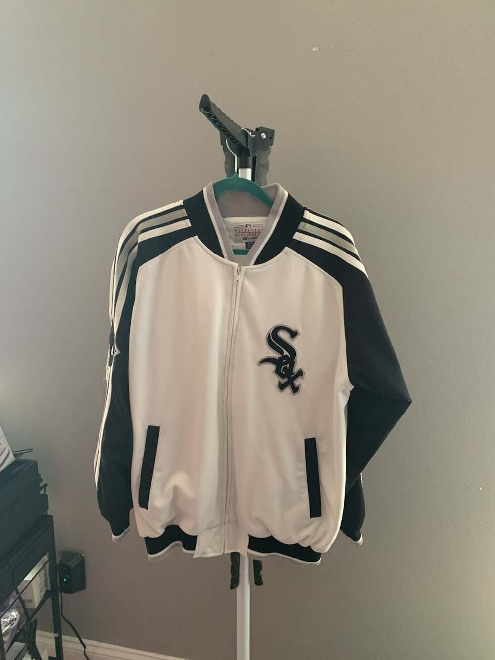 G-III Sports Chicago White Sox Track Jacket Size M